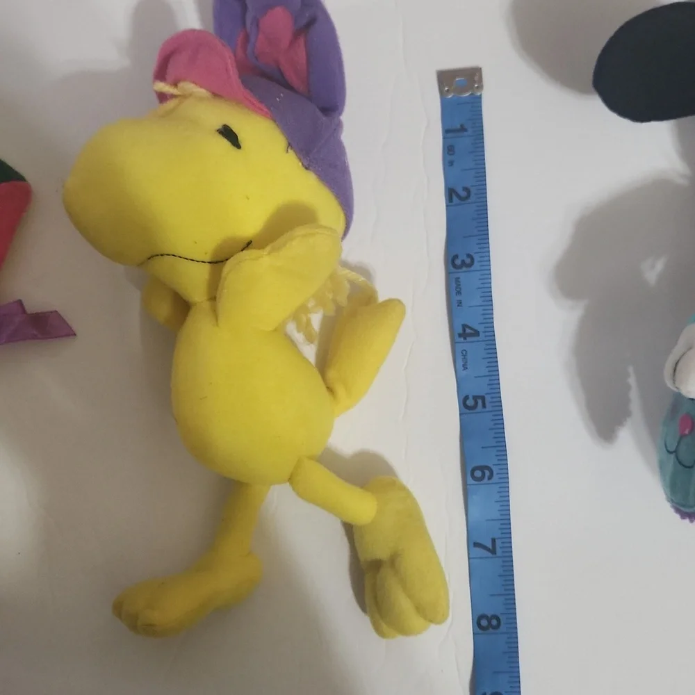 Peanuts set four